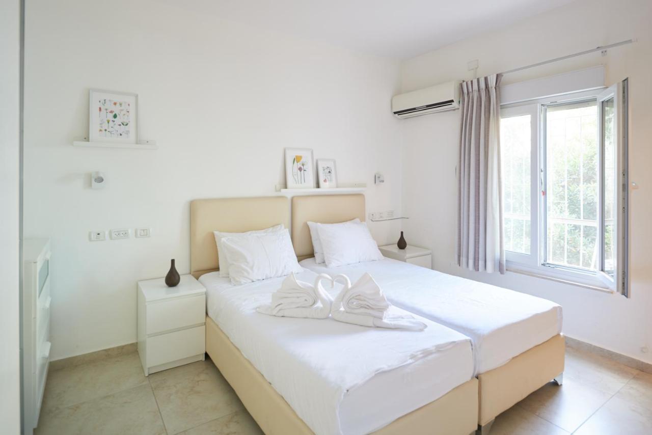 Spacious & Quiet Luxury Aprtment In Heart Of Jlm Jeruzsálem Kültér fotó